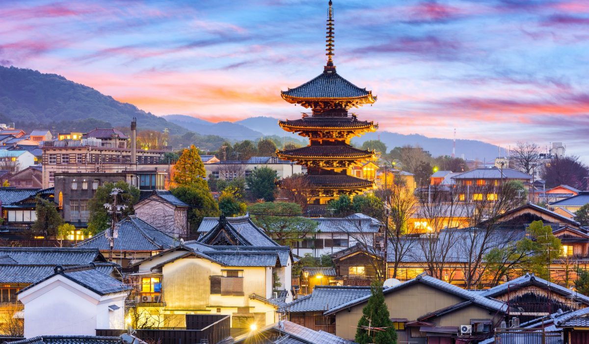 kyoto_japan_cityscape_higashiyama_historic_district